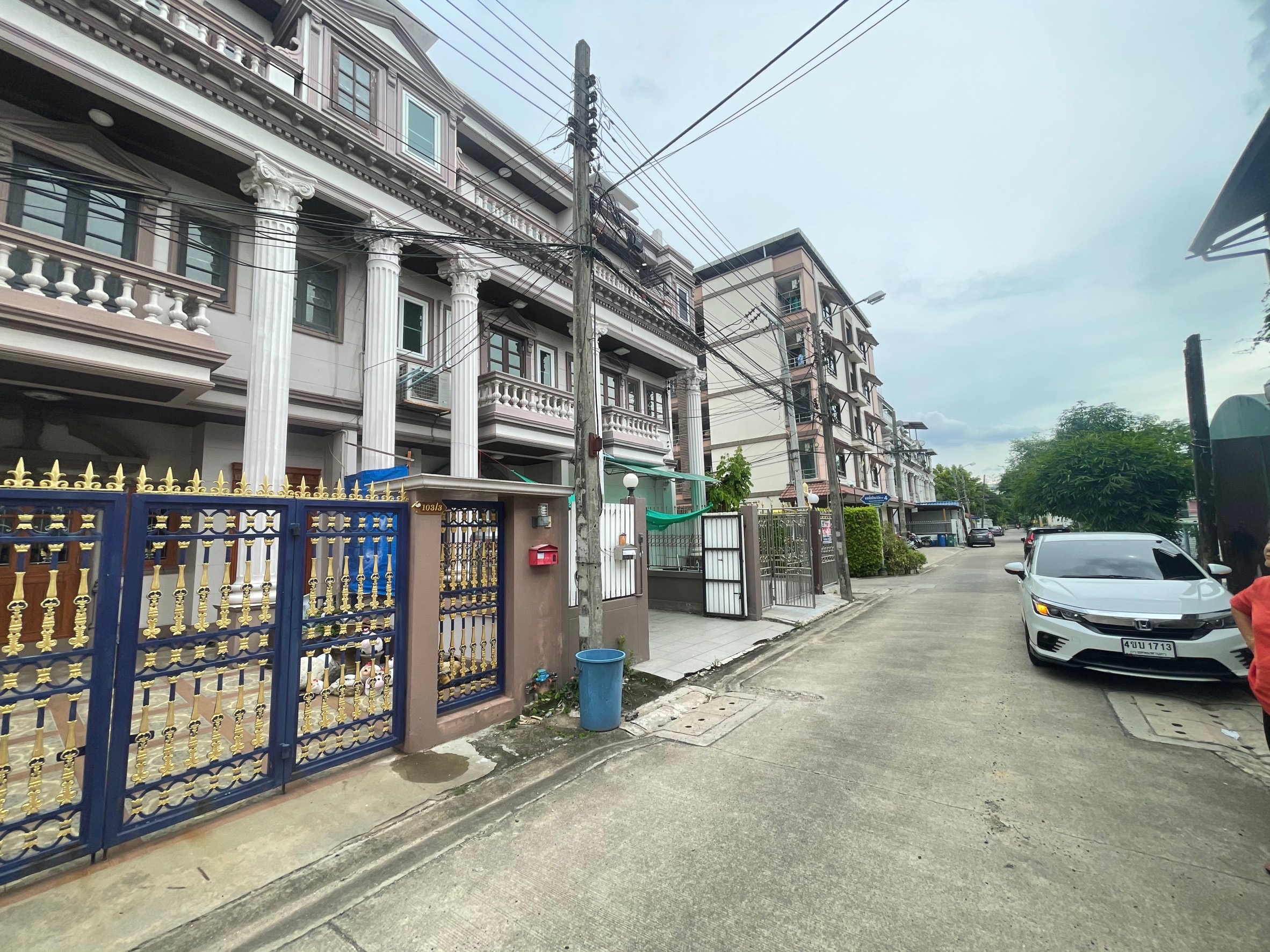 ขาย เนื้อที่23ตรว. ถ.พหลโยธิน
