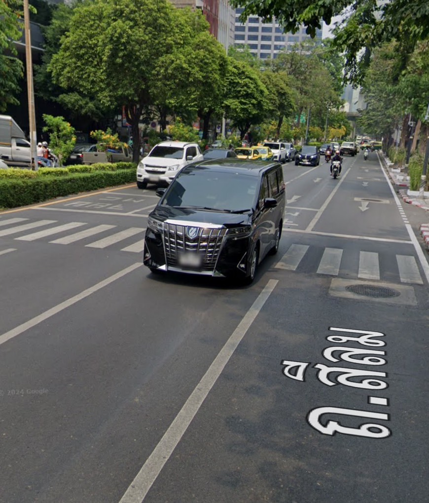 ขาย เนื้อที่298ตรว. ถ.สีลม 