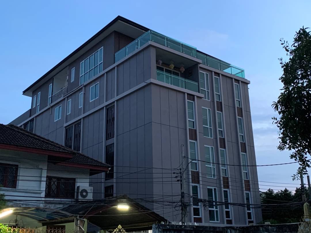 เซอร์วิสอพาร์ทเม้นท์ ทำเลเหมาะปรับเป็นโรงแรม รถไฟฟ้า แหล่งธุรกิจ สุขุมวิท พระโขนง